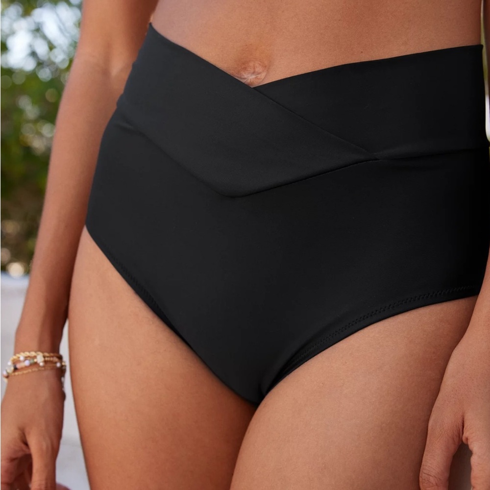 Aerie High-Waisted Swim Bottom & Tie Back Scoop Bikini Top